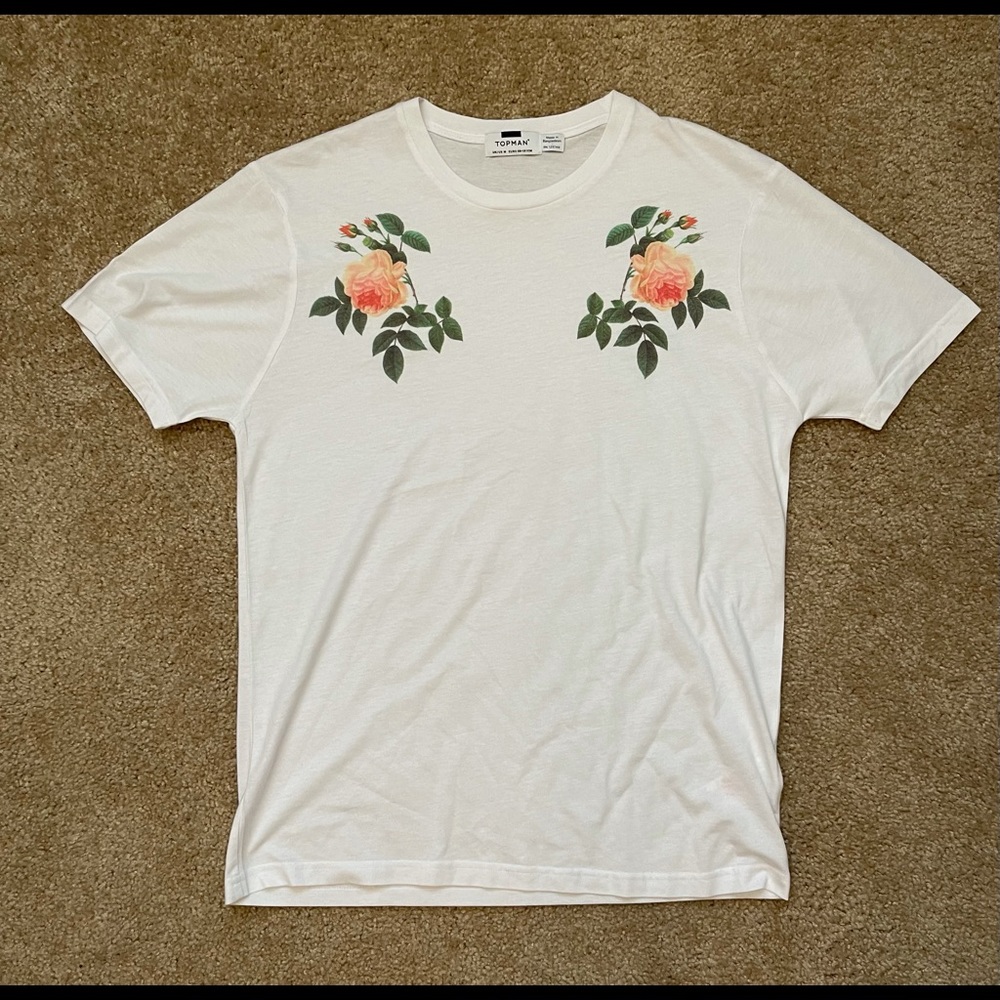 Topman Medium T Shirt white w/roses